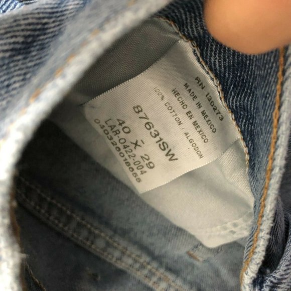 Rustler Classic Men's Regular 5 Pocket Jean, Stone - Picture 3 of 3